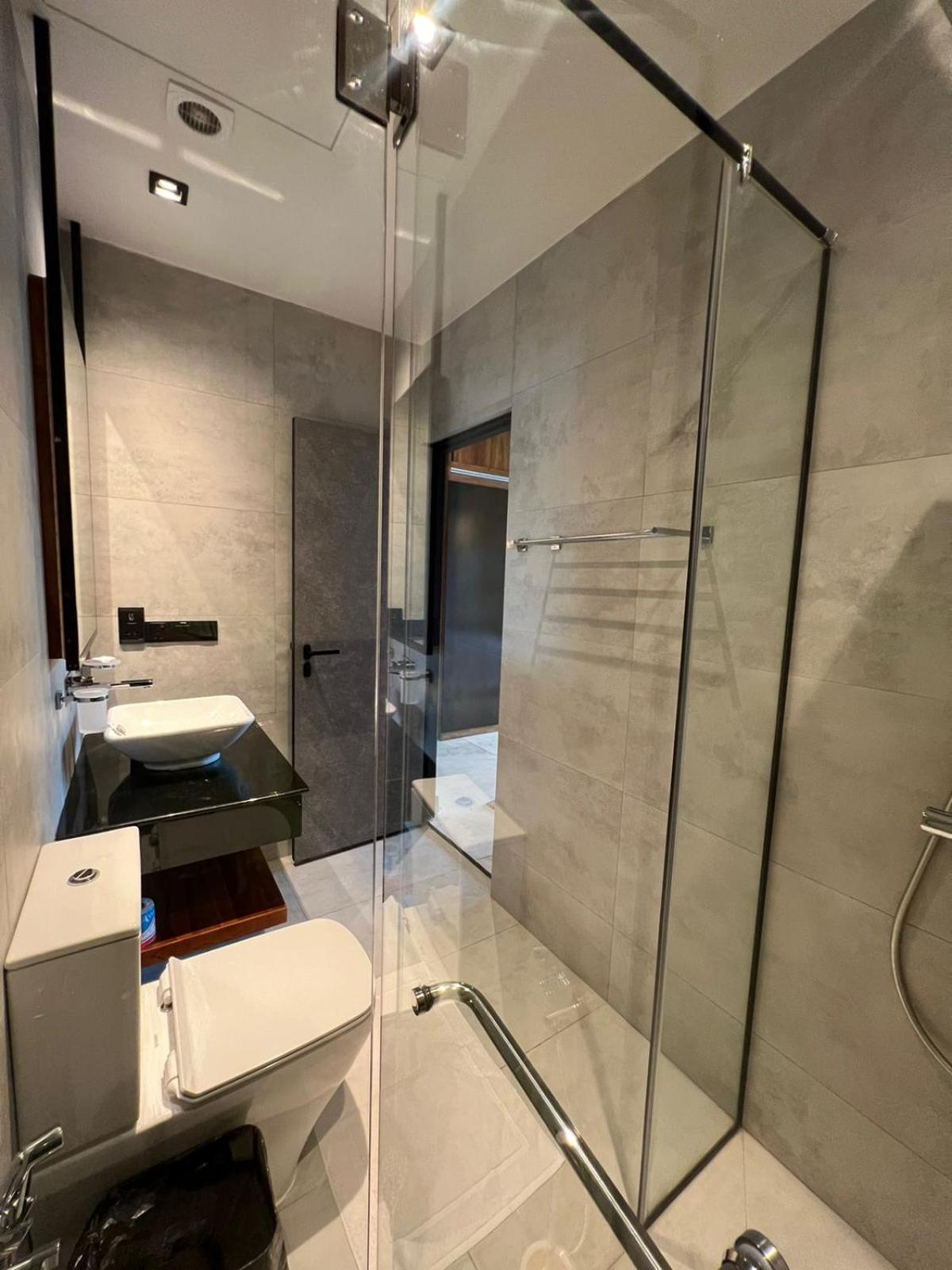 אפרטהוטל קולומבו Vaux Park Street - A Collection Of 8 Luxury Lofts מראה חיצוני תמונה