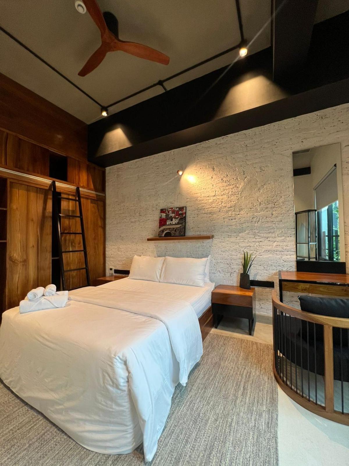אפרטהוטל קולומבו Vaux Park Street - A Collection Of 8 Luxury Lofts מראה חיצוני תמונה