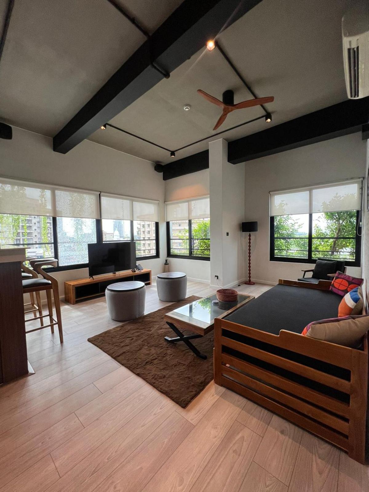 אפרטהוטל קולומבו Vaux Park Street - A Collection Of 8 Luxury Lofts מראה חיצוני תמונה